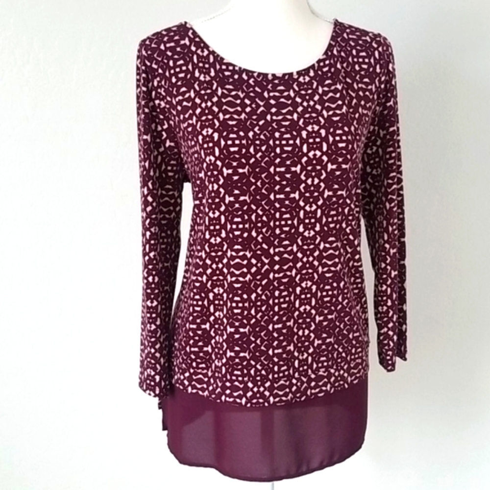 NWOT Ivanka Trump Geometric Blouse